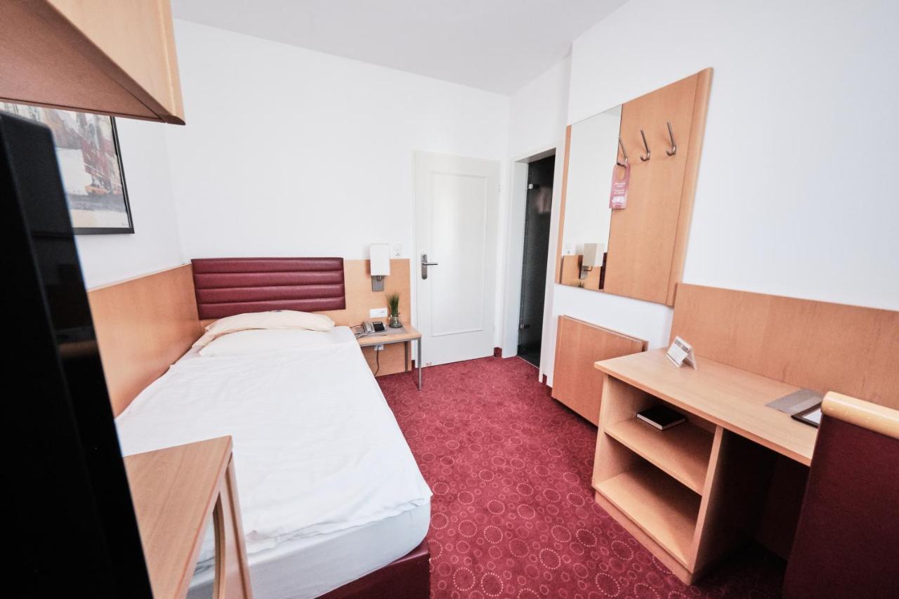 Zum Adler 3* Bonn
